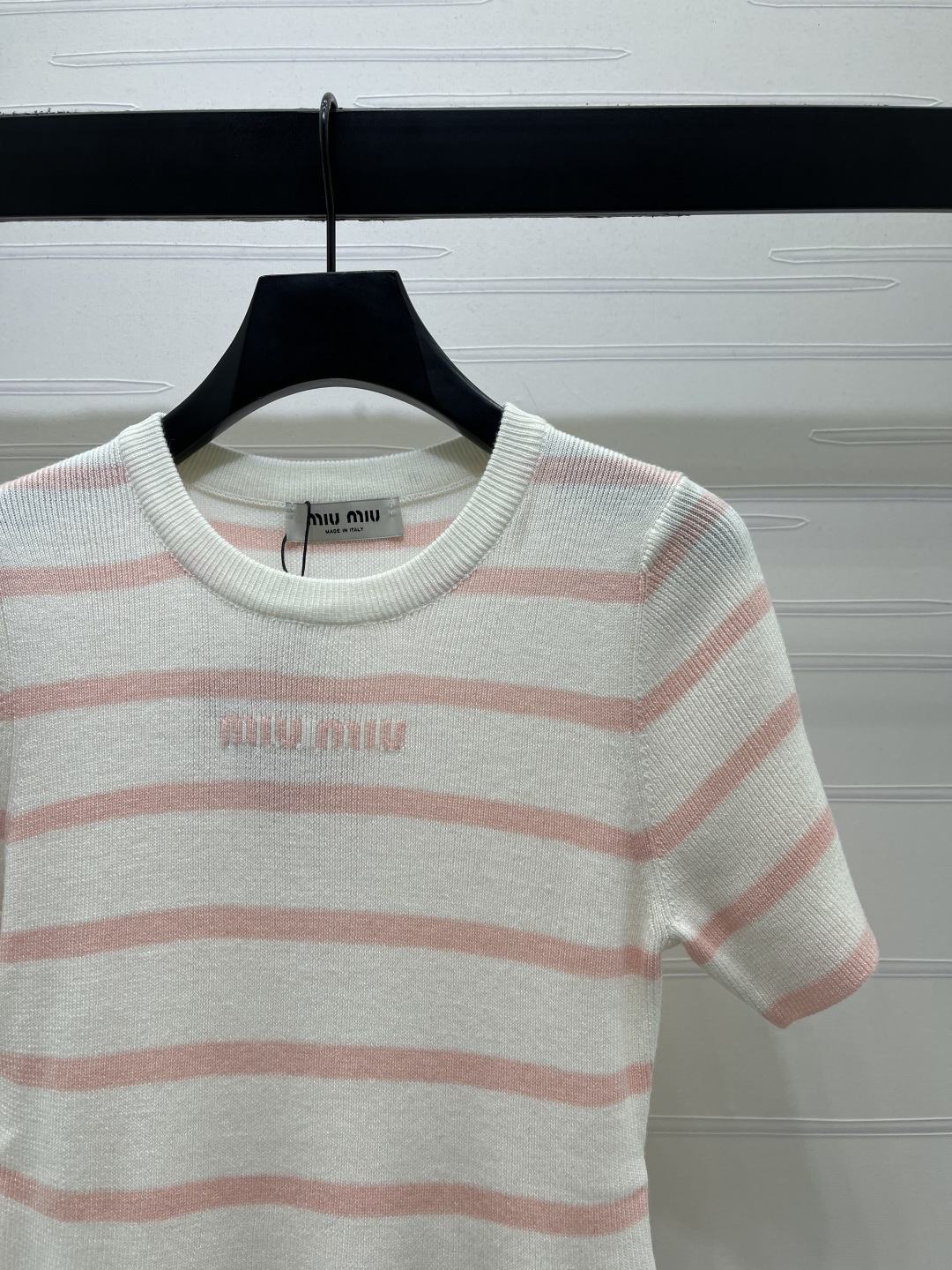 Women's short sleeves